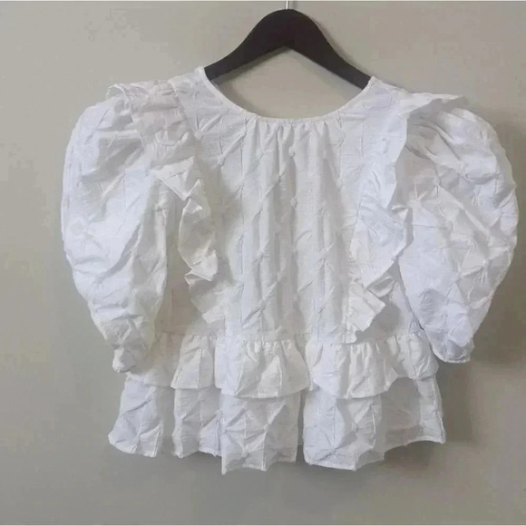 Moon River Sleeve Puff sleeve Blouse - Picture 5 of 6